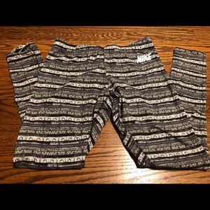 Nike Striped Legging